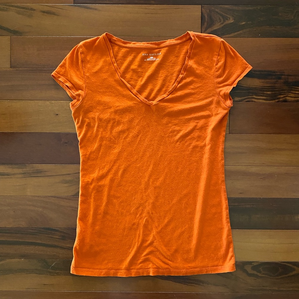 [Ann Taylor] Orange V Neck Top